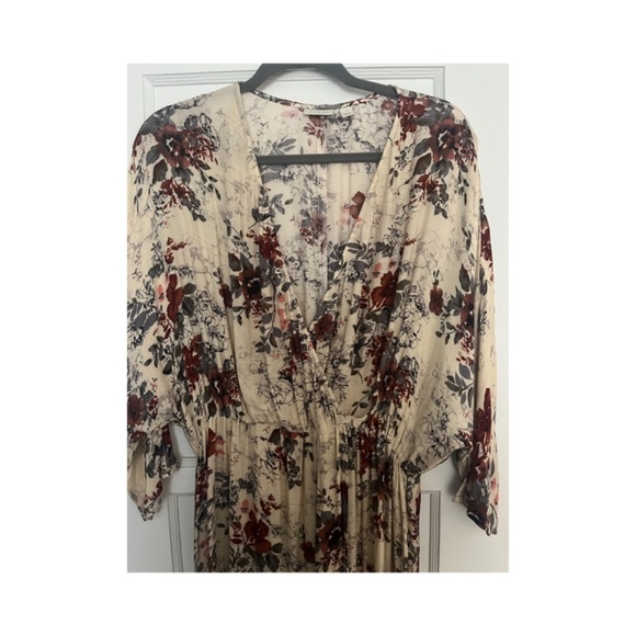 Hinge dress floral versatile maxi v neck front slit flattering feminine Easter - Picture 2 of 6